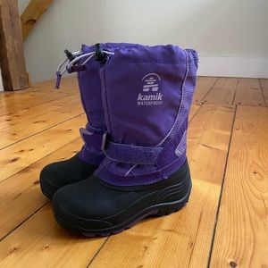 Kamik Kids Insulated Snowboot size 13